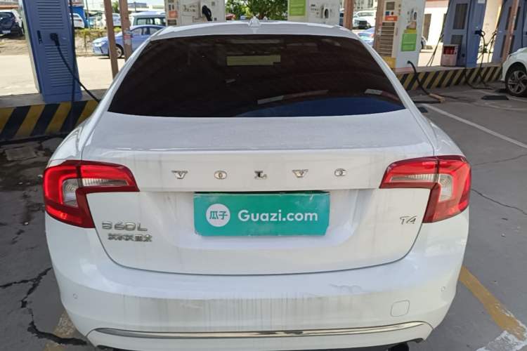 Used Volvo S60 2016 S60L T4 Zhiyuan Edition Rear