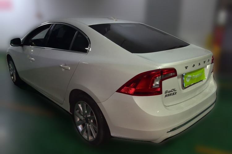 Used Volvo S60 2016 S60L T4 Zhiyuan Edition Rear Left 45 Deg
