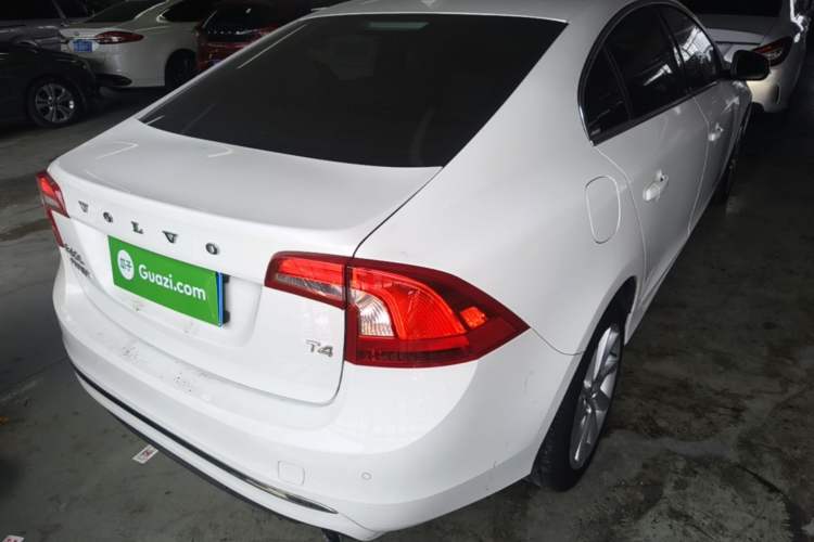 Used Volvo S60 2016 S60L T4 Zhiyuan Edition Rear