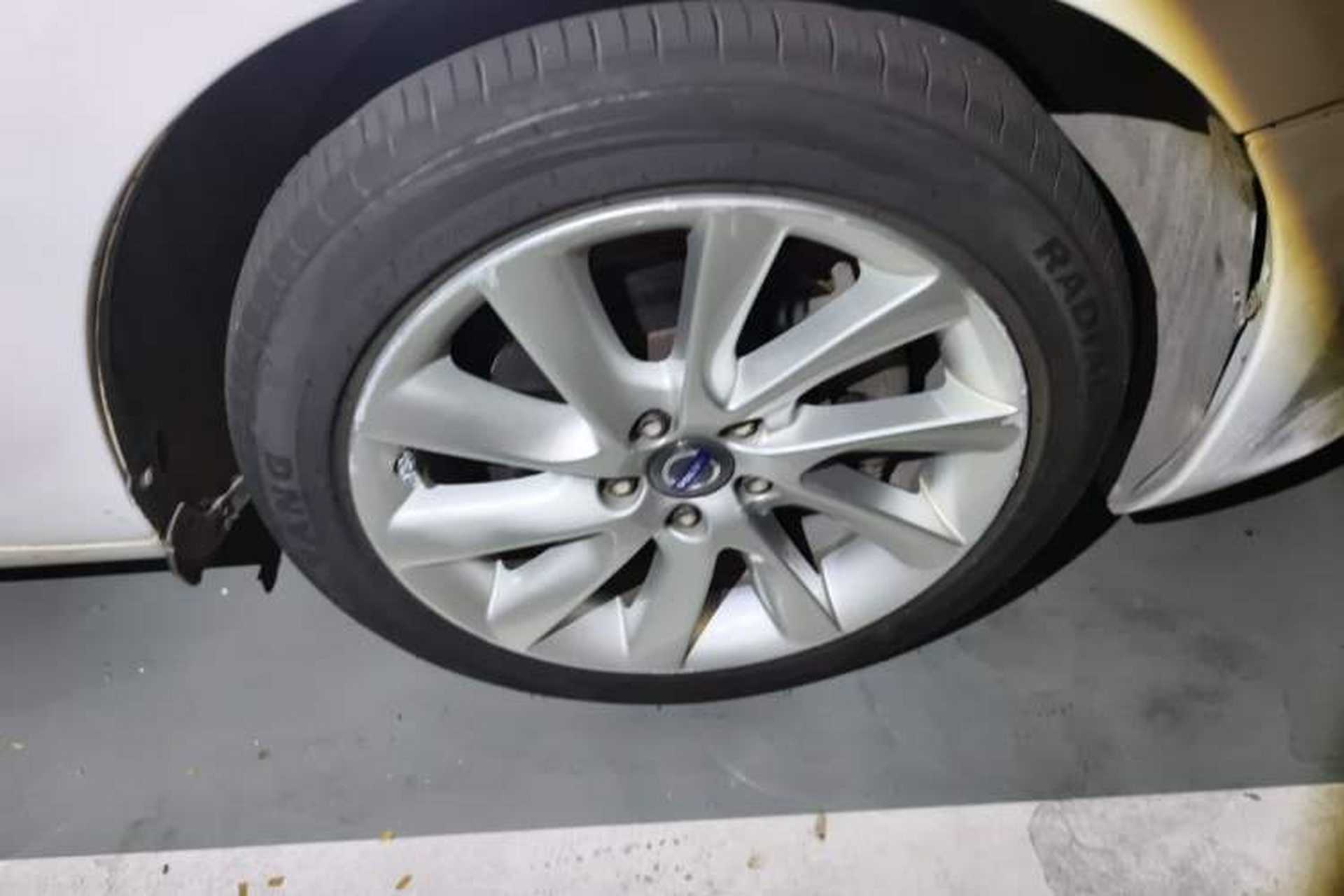 Used Volvo S60 2016 S60L T4 Zhiyuan Edition Right Front Wheel Hub
