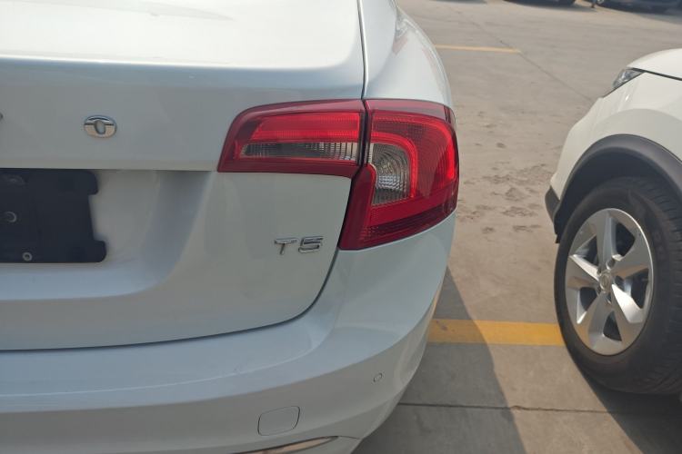 Used Volvo S60 2016 S60L T5 Intelligent Drive Edition Right Rear Taillight
