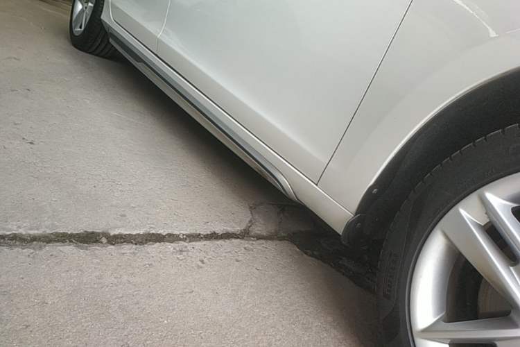 Used Volvo S60 2016 S60L T5 Intelligent Drive Edition Right Side Sill
