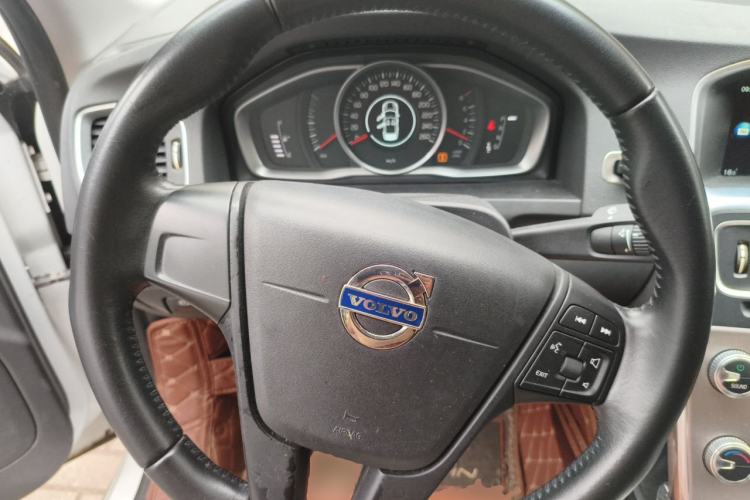 Used Volvo S60 2016 S60L T3 Smart Drive Edition Steering Wheel