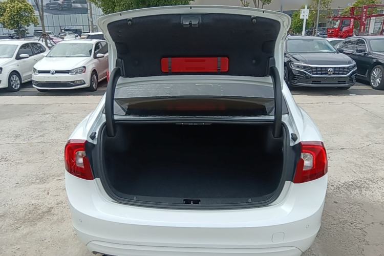 Used Volvo S60 2016 S60L T3 Smart Drive Edition Trunk