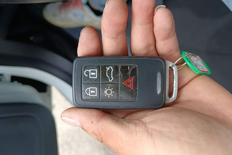 Used Volvo S60 2016 S60L T3 Smart Drive Edition Vehicle Key