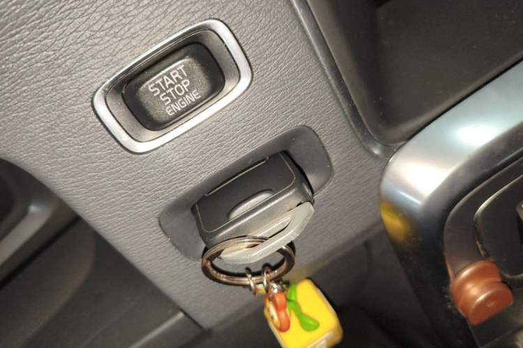 Used Volvo S60 2016 S60L T3 Smart Drive Edition Vehicle Key