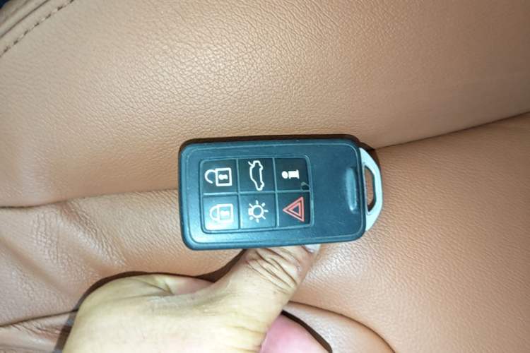 Used Volvo S60 2016 S60L T5 Intelligent Drive Edition Vehicle Key
