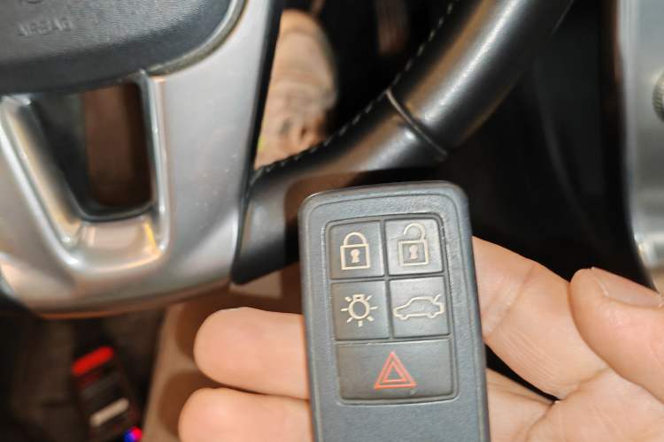 Used Volvo S60 2016 S60L T4 Zhiyuan Edition Vehicle Key