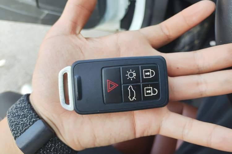 Used Volvo S60 2016 S60L T4 Zhiyuan Edition Vehicle Key