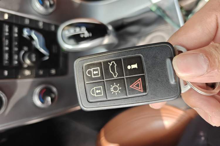 Used Volvo S60 2016 S60L T5 Intelligent Drive Edition Vehicle Key