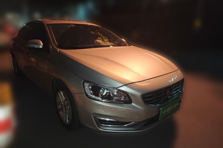 Used Volvo S60 2016 S60L T3 Smart Drive Edition Front Right 45 Deg