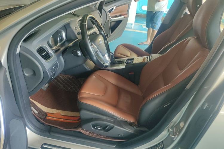 Used Volvo S60 2016 S60L T4 Zhiyuan Edition Left Front Seat