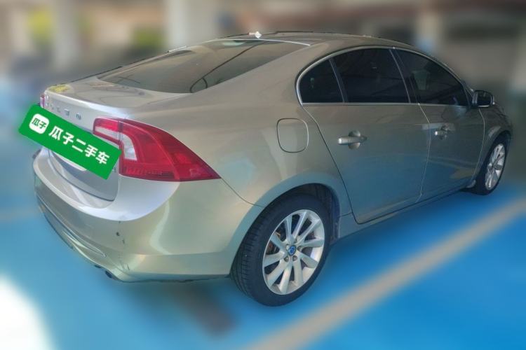 Used Volvo S60 2016 S60L T4 Zhiyuan Edition Rear Right 45 Deg