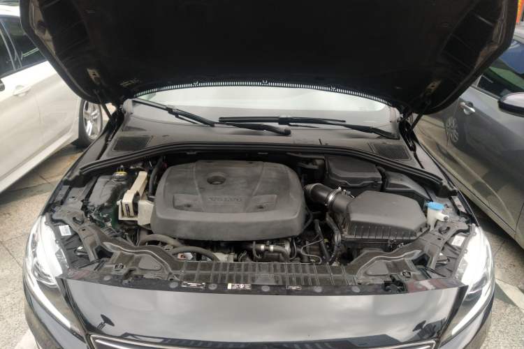 Used Volvo S60 2017 S60L T3 Smart Upgrade Edition Engine Bay