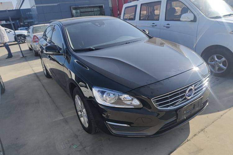 Used Volvo S60 2017 S60L T3 Smart Drive Edition Exterior 2