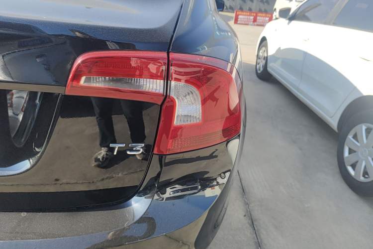 Used Volvo S60 2017 S60L T3 Smart Drive Edition Exterior 6