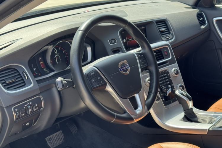 Used Volvo S60 2017 S60L T5 Intelligent Drive Edition Interior 1