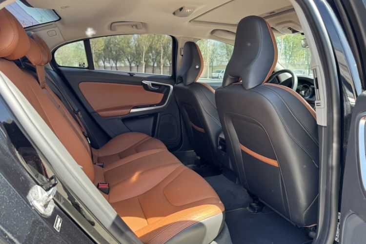 Used Volvo S60 2017 S60L T5 Intelligent Drive Edition Interior 3