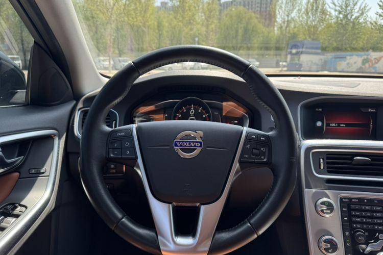 Used Volvo S60 2017 S60L T5 Intelligent Drive Edition Interior 6