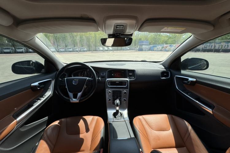 Used Volvo S60 2017 S60L T5 Intelligent Drive Edition Interior 8