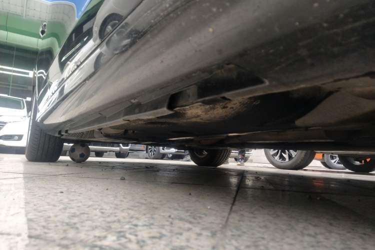 Used Volvo S60 2017 S60L T3 Smart Upgrade Edition Right Side Sill