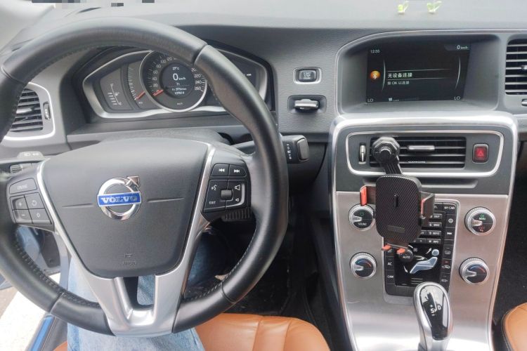 Used Volvo S60 2017 S60L T3 Smart Upgrade Edition Audio And AC Panel