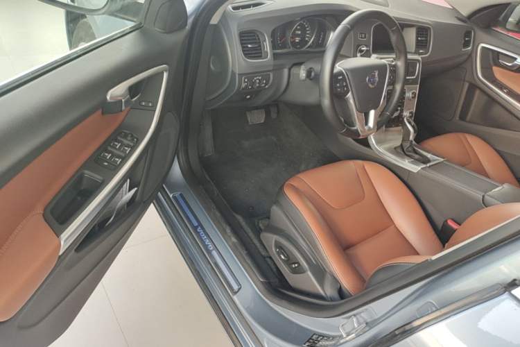 Used Volvo S60 2017 S60L T3 Smart Upgrade Edition Driver Seat