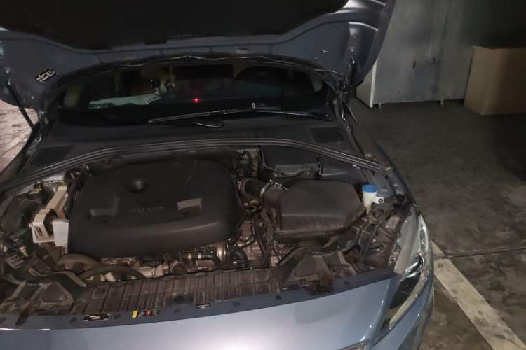 Used Volvo S60 2017 S60L T3 Smart Upgrade Edition Engine Bay Left