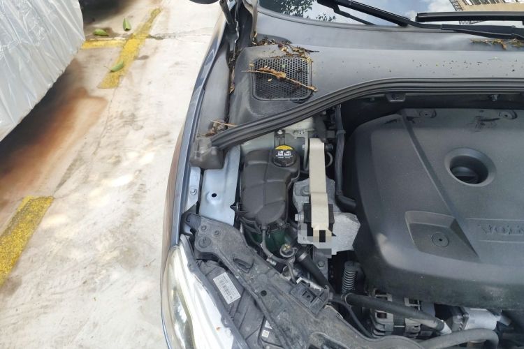 Used Volvo S60 2017 S60L T3 Smart Upgrade Edition Engine Bay Right