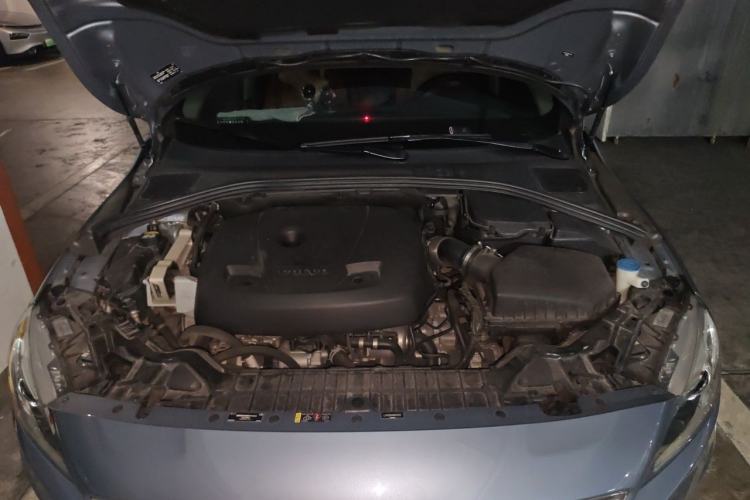Used Volvo S60 2017 S60L T3 Smart Upgrade Edition Engine Bay