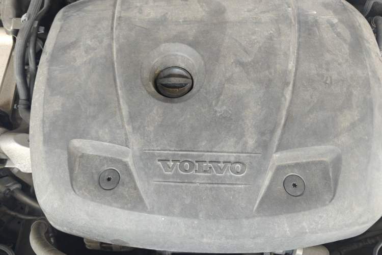 Used Volvo S60 2017 S60L T3 Smart Upgrade Edition Engine Bay