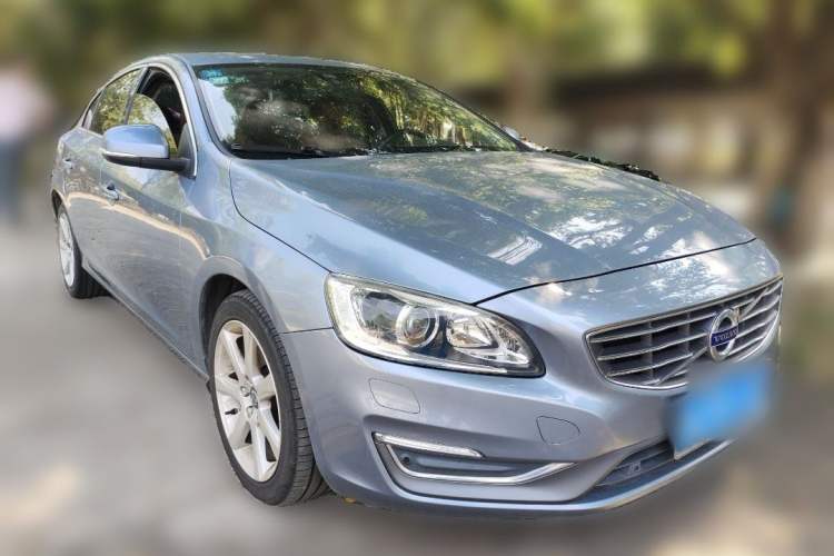 Used Volvo S60 2017 S60L T5 Intelligent Drive Edition Exterior 4
