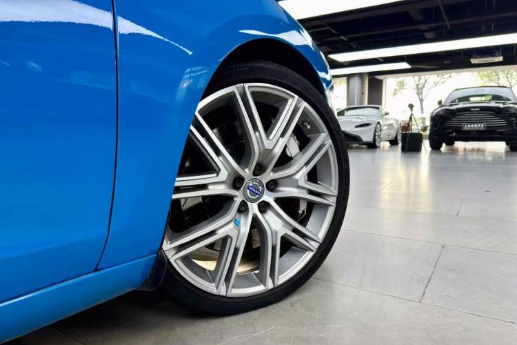 Used Volvo S60 2017 2.0T Polestar Exterior 7