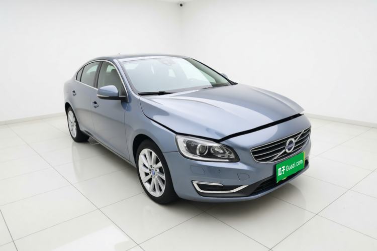 Used Volvo S60 2017 S60L T4 Smart Range Edition Front Right 45 Deg