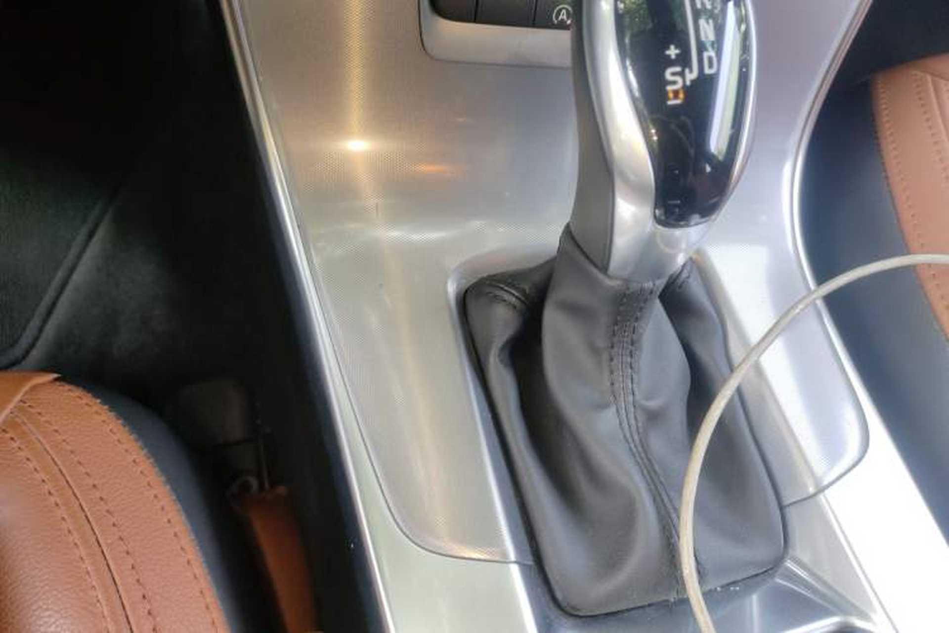 Used Volvo S60 2017 S60L T5 Intelligent Drive Edition Gear Lever