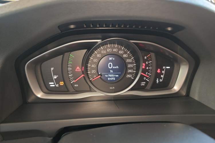 Used Volvo S60 2017 S60L T3 Smart Upgrade Edition Instrument Cluster