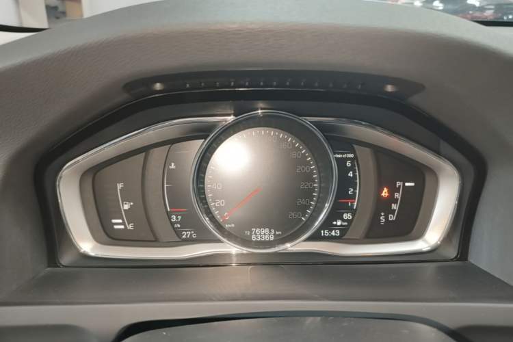 Used Volvo S60 2017 S60L T4 Smart Range Edition Instrument Cluster