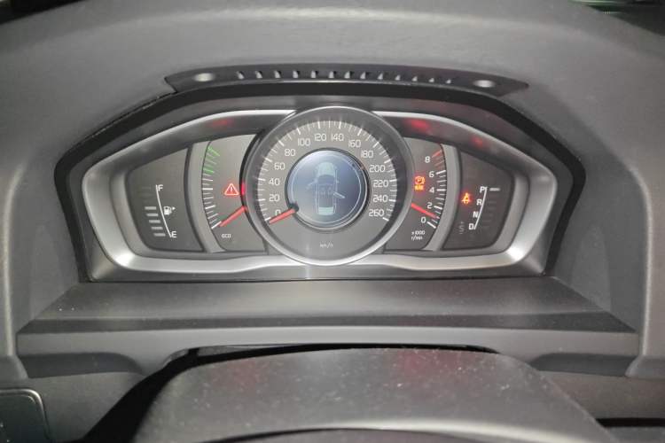 Used Volvo S60 2017 S60L T3 Smart Upgrade Edition Instrument Cluster