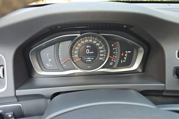 Used Volvo S60 2017 S60L T3 Smart Upgrade Edition Instrument Cluster