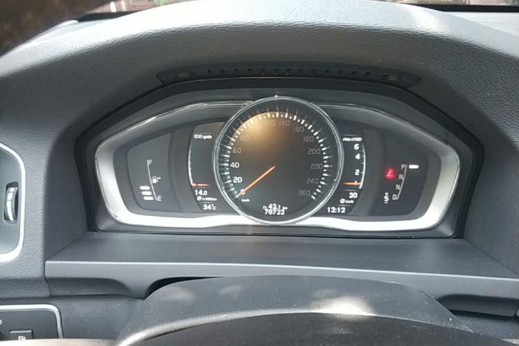 Used Volvo S60 2017 S60L T5 Intelligent Drive Edition Instrument Cluster