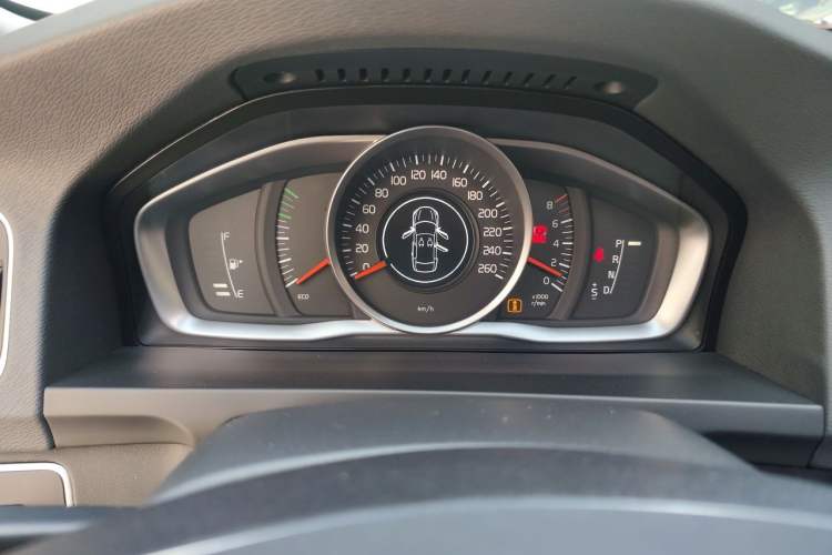 Used Volvo S60 2017 S60L T3 Smart Upgrade Edition Instrument Cluster