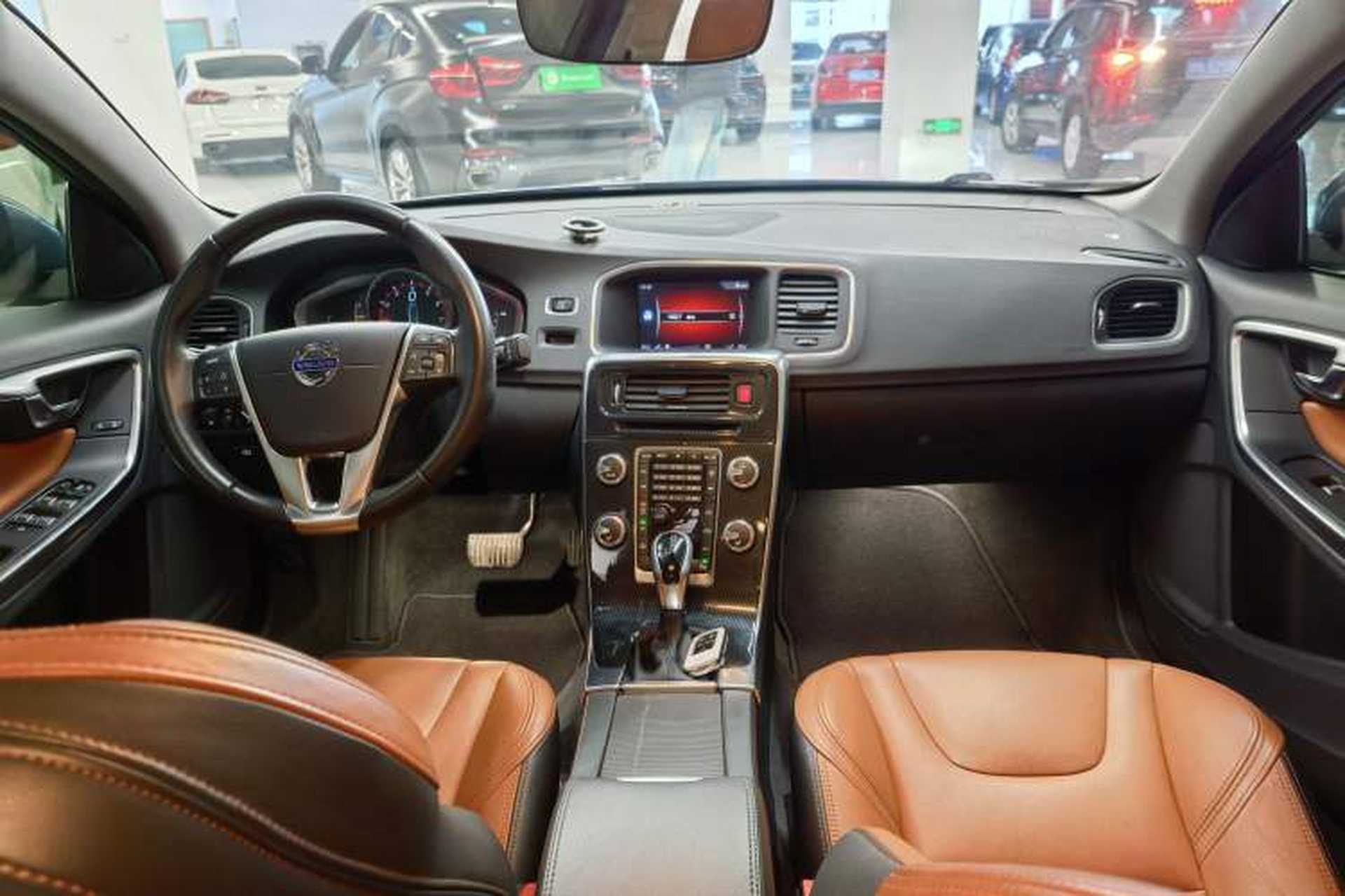Used Volvo S60 2017 S60L T5 Intelligent Drive Edition Interior 3