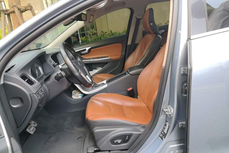 Used Volvo S60 2017 S60L T4 Smart Range Edition Left Front Seat