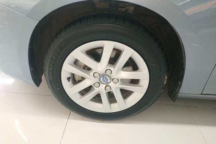 Used Volvo S60 2017 S60L T3 Smart Upgrade Edition Left Front Wheel Hub