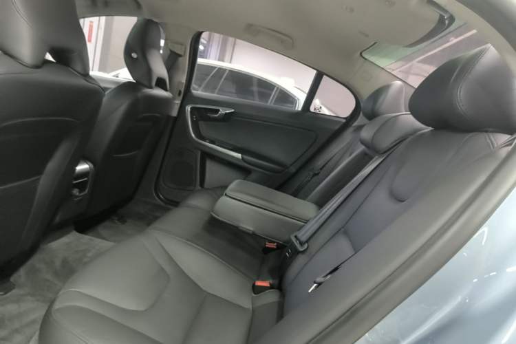 Used Volvo S60 2017 S60L T3 Smart Upgrade Edition Left Rear Seat