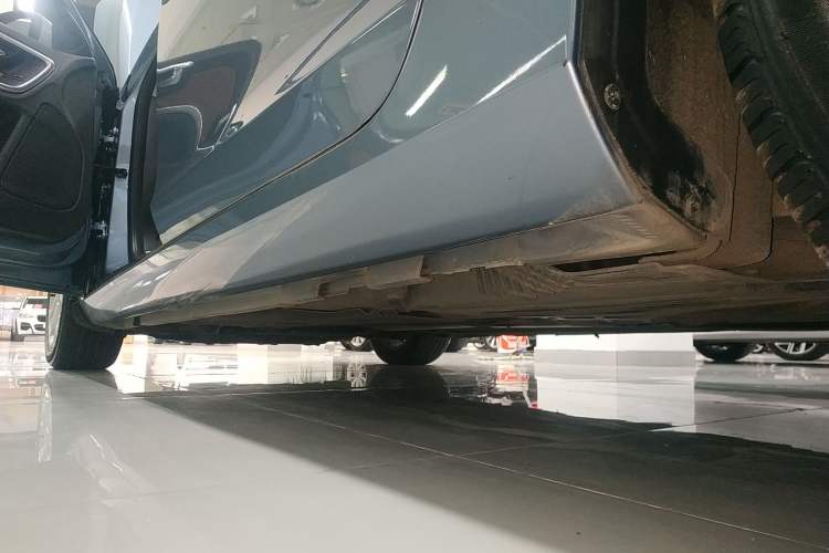 Used Volvo S60 2017 S60L T3 Smart Upgrade Edition Left Side Sill