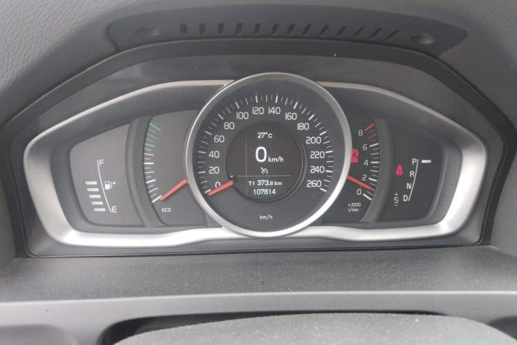 Used Volvo S60 2017 S60L T3 Smart Upgrade Edition Odometer Close Up