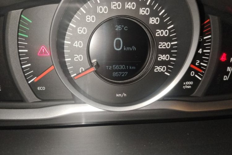 Used Volvo S60 2017 S60L T3 Smart Upgrade Edition Odometer Close Up