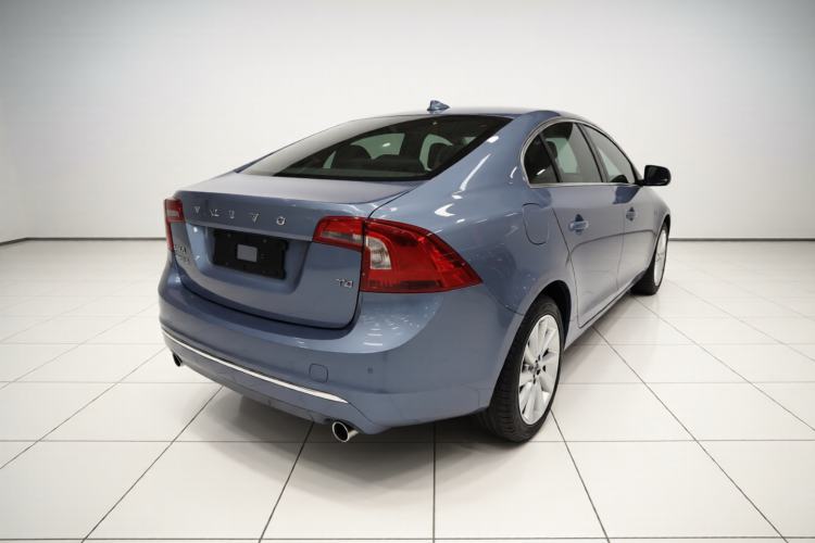 Used Volvo S60 2017 S60L T4 Smart Range Edition Rear Right 45 Deg