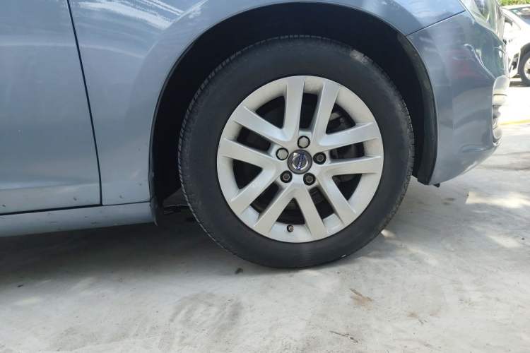 Used Volvo S60 2017 S60L T3 Smart Upgrade Edition Right Front Wheel Hub